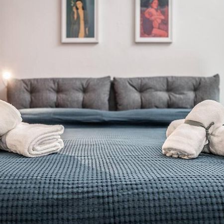 Casa Camilla - Arty Suite Nel Centro Storico パルマ エクステリア 写真