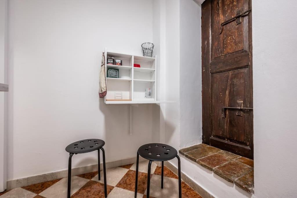 Casa Camilla - Arty Suite Nel Centro Storico パルマ エクステリア 写真